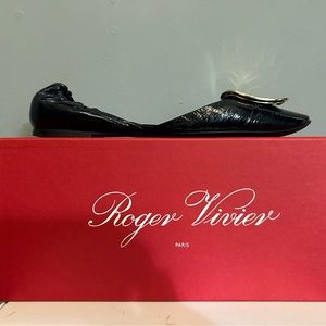 Roger Vivier Blue Patent Leather Chips Buckle D’Orsay Ballet Flats, size 38.5